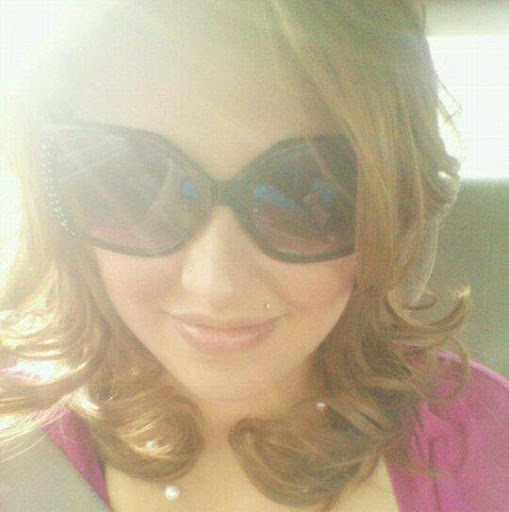 Samantha Lawrence Photo 38