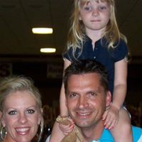 Alicia Garrett Photo 15