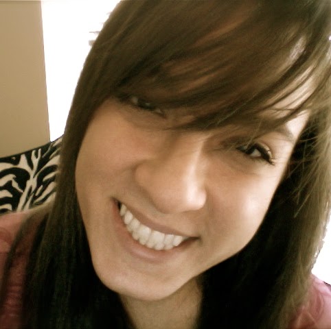 Annette Santos Photo 6