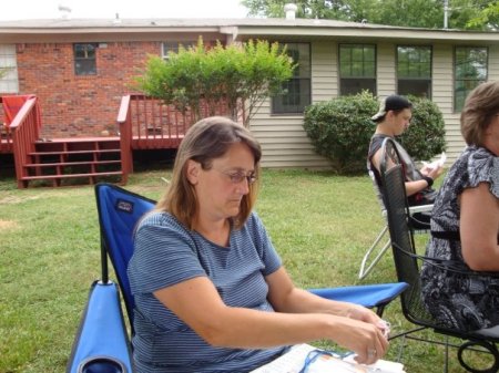 Ellen Thompson Photo 19