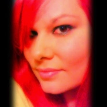 Kelly Garay Photo 25
