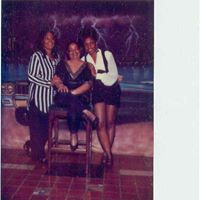 Karla Greene Photo 26