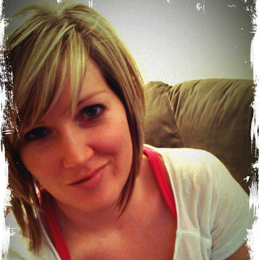 April Hardy Photo 17