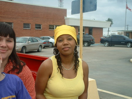 Shannon Fisher Photo 26