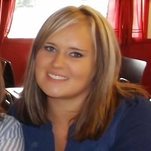 Amanda Watts Photo 35