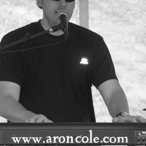 Aron Cole Photo 16