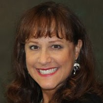 Catherine Alexander Photo 30