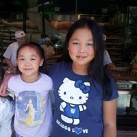 Lily Chen Photo 29