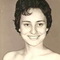 Joan Lang Photo 24