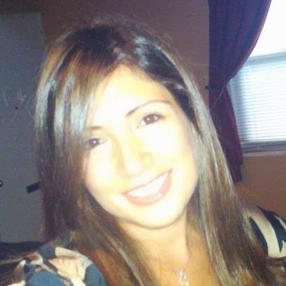 Stephanie Pinto Photo 26