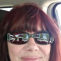 Lisa Benoit Photo 19