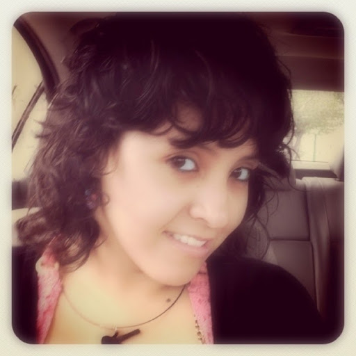 Andrea Vallejo Photo 27