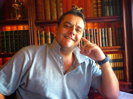 Mario Perez Photo 38