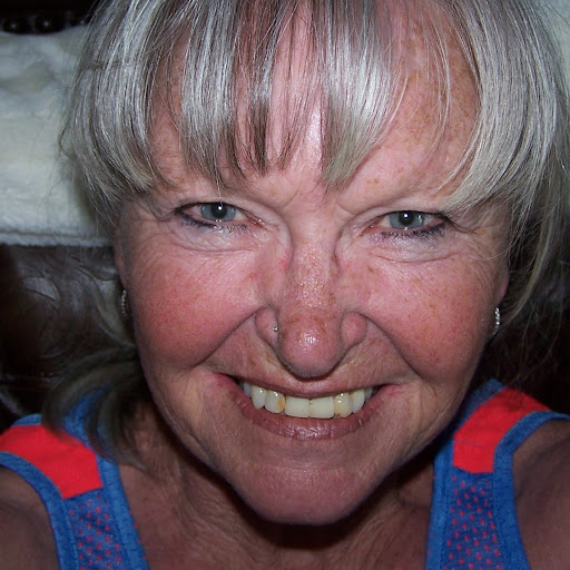 Brenda Holt Photo 31