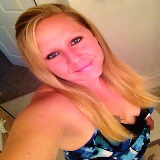 Laurie Francis Photo 15