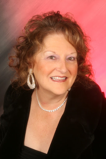 Vicki Sanford Photo 28