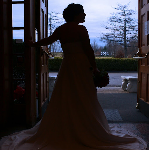 Amy Leonard Photo 29