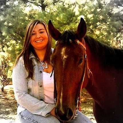 Lisa Abraham Photo 33