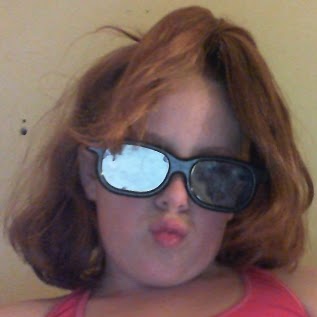 Emma Cox Photo 11