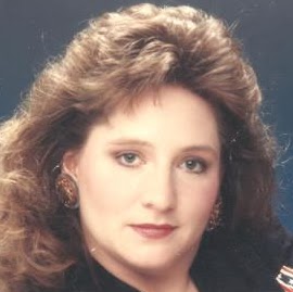 Lisa Clark Photo 58