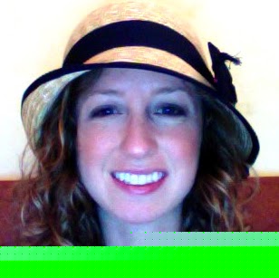 Molly Kravitz Photo 6