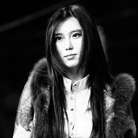 Yun Wang Photo 35