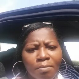Michelle Roberson Photo 39