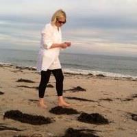 Lisa Burdick Photo 36