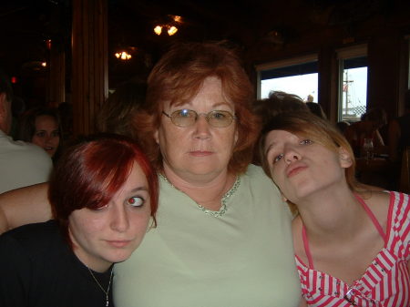 Theresa Taylor Photo 11