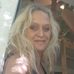 Anne Christopher Photo 8