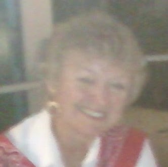 Nancy Oliver Photo 37