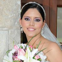 Amanda Sandoval Photo 11