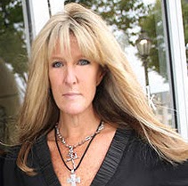 Diana Montgomery Photo 18