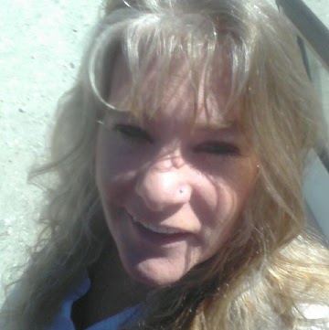 Paula Hurst Photo 24