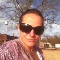 Emily Steiger Photo 9