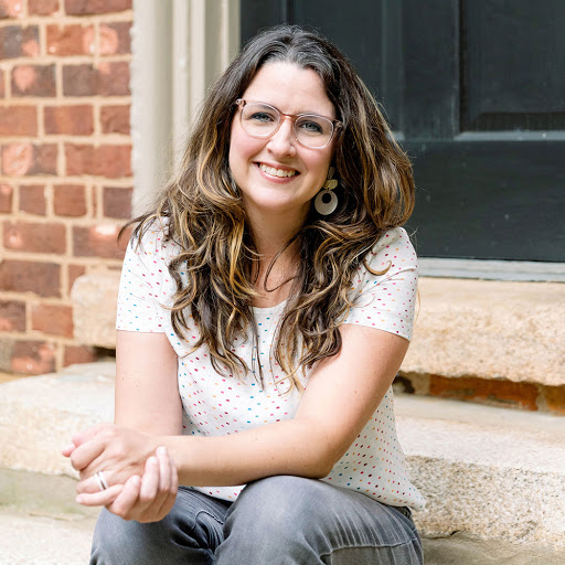 Julia Fain Photo 8