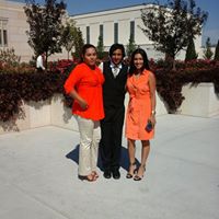 Monica Cisneros Photo 21