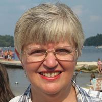 Joyce Christiansen Photo 4