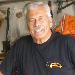 Terry Yates Photo 35