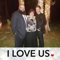 Julie Dominguez Photo 14