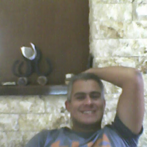 Daniel Salinas Photo 29