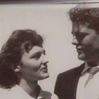 Billie Gregory Photo 34