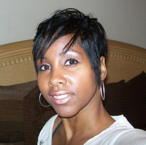 Angela Lyles Photo 13