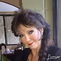Laura Ott Photo 20