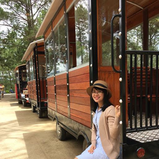 Linh Doan Photo 6