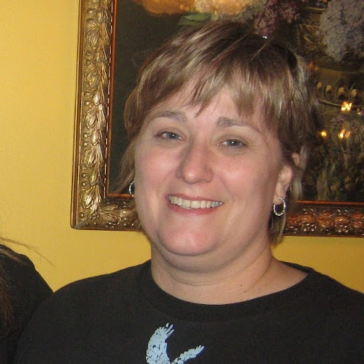 Kelly Hardison Photo 18