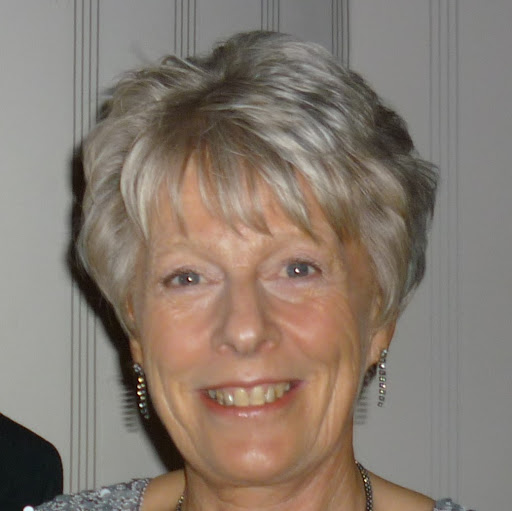 Elaine Mitchell Photo 6
