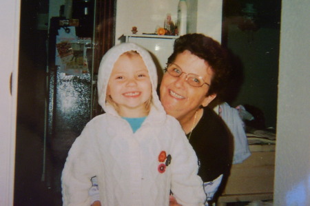 Janet Taylor Photo 40