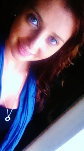 Louise Elliott Photo 9