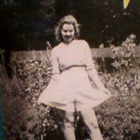 Nancy Britt Photo 4